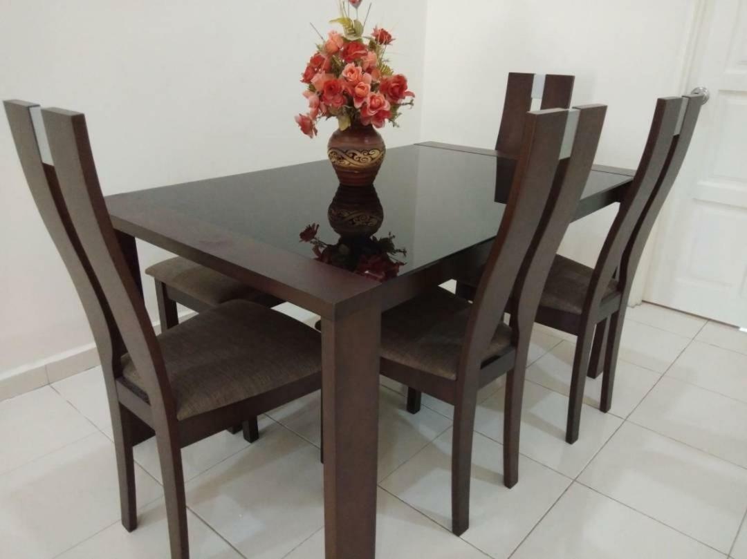 קמפונג קואלה בסוט Magnolia 1 Homestay מראה חיצוני תמונה
